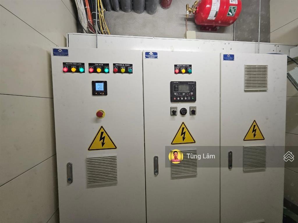 526 nguyễn văn cừ, cho thuê 365 triệu/th  đủ hoàn công, phép pccc, bể bơi vô cực + điện 3 pha