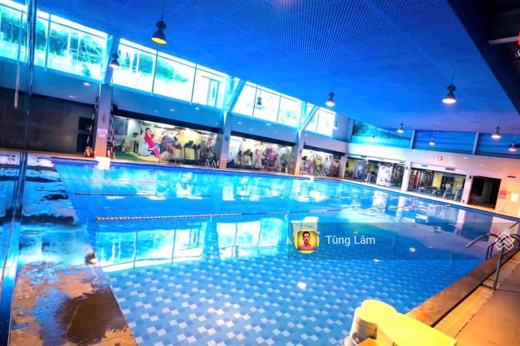 4 mặt tiền  dt 5325m2  tổ hợp bể bơi, nhà hàng, phòng gym, đỗ xe bạt ngàn