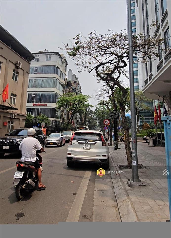 Ảnh thật, mp cửa bắc nguyễn trường tộ. full thổ cư pháp lý chuẩn. dt 332m2 mt 10.3m vuông đét