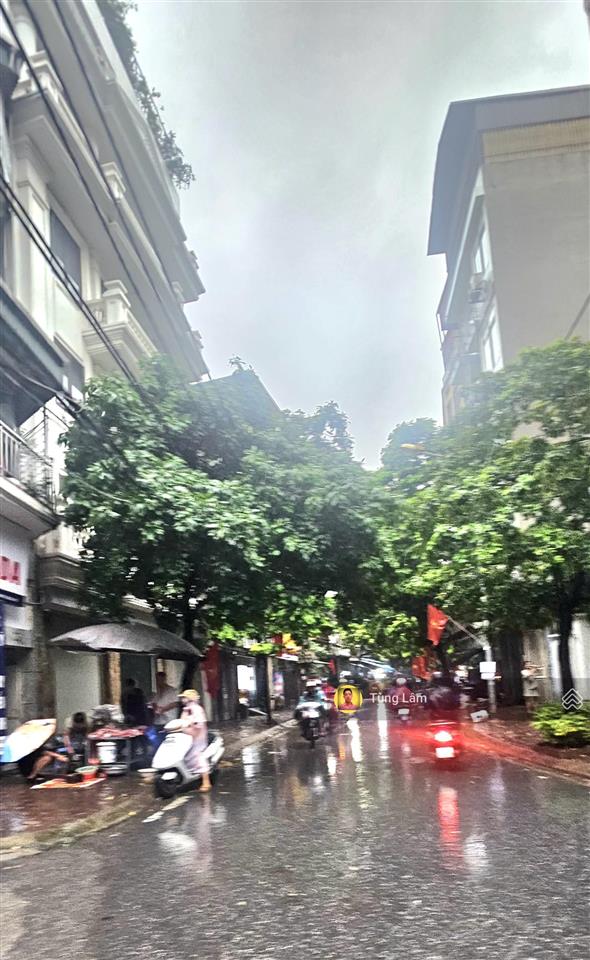 Ảnh thật! mp gốc đề minh khai, đường rộng 11m, vỉa hè to, dt 82.5m2  mt 11.46m  gía hời 500tr/m2