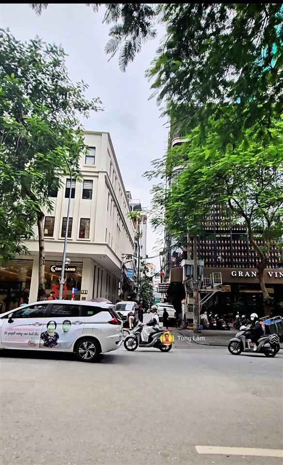 Bán 31 + 33 thái hà. dt 498m2  mt 12m  giá 500 tỷ