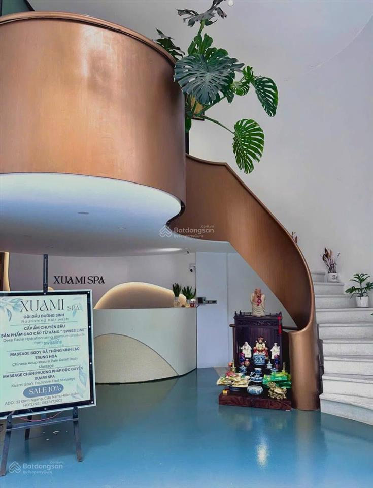 Bán nhà 22 đình ngang  cửa nam. mặt tiền rộng 5.6m, 8 tầng thang máy xây mới vài năm