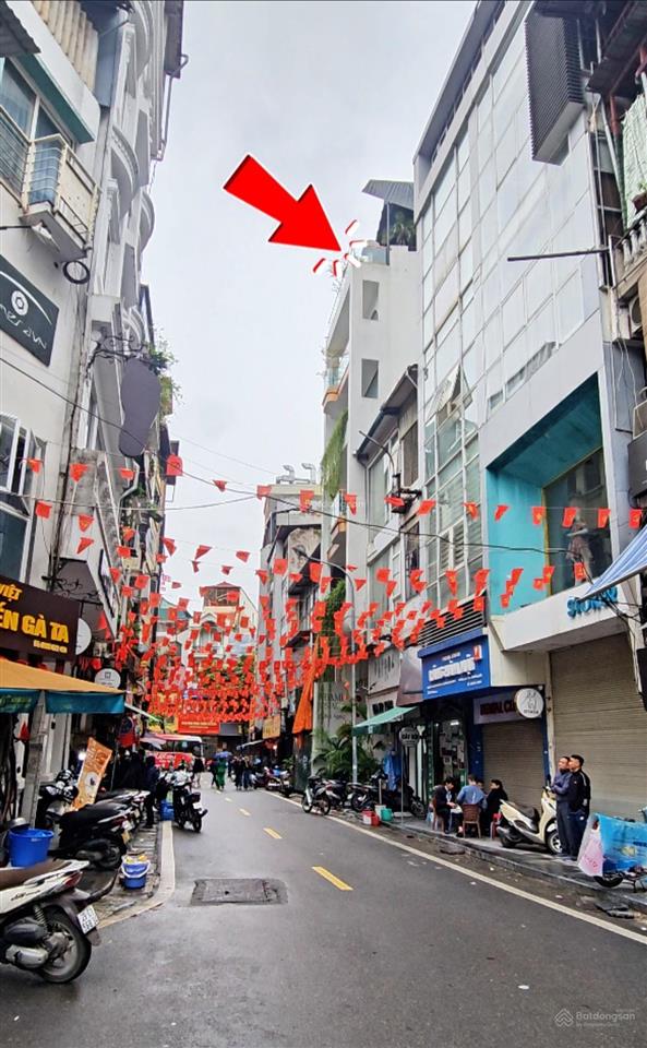 Bán nhà 22 đình ngang  cửa nam. mặt tiền rộng 5.6m, 8 tầng thang máy xây mới vài năm