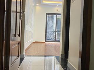 Cần bán nhà tân khai, hoàng mai, 30m2 xây mới 5 tầng, vị trí đẹp  ô tô tránh cách nhà 30m