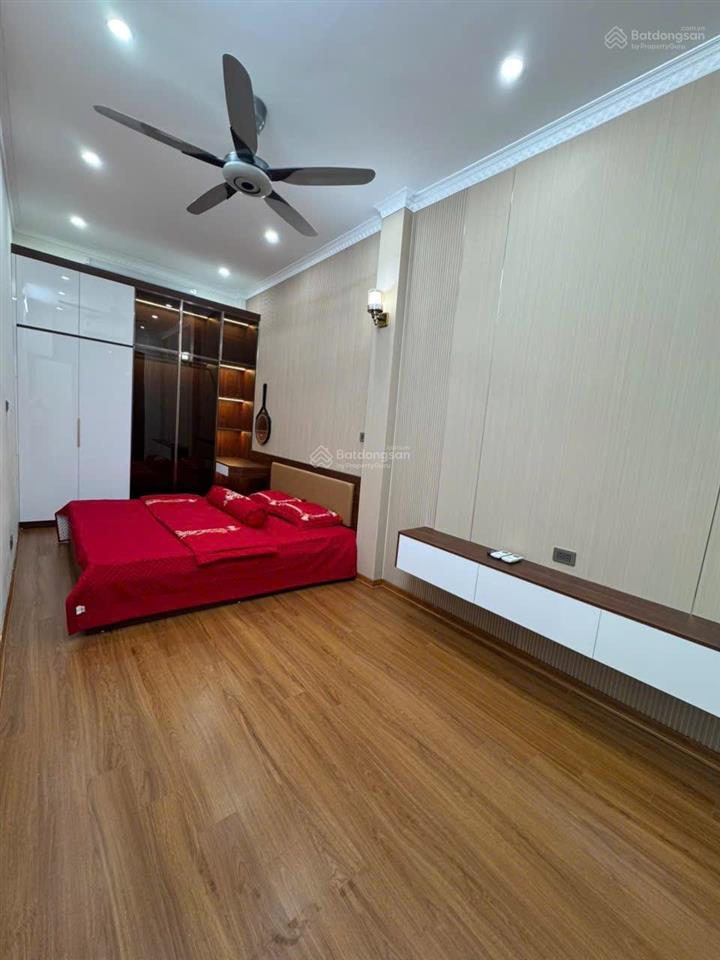 Bán nhà 5 tầng tại ngõ 553 giải phóng, quận hoàng mai  hà nội