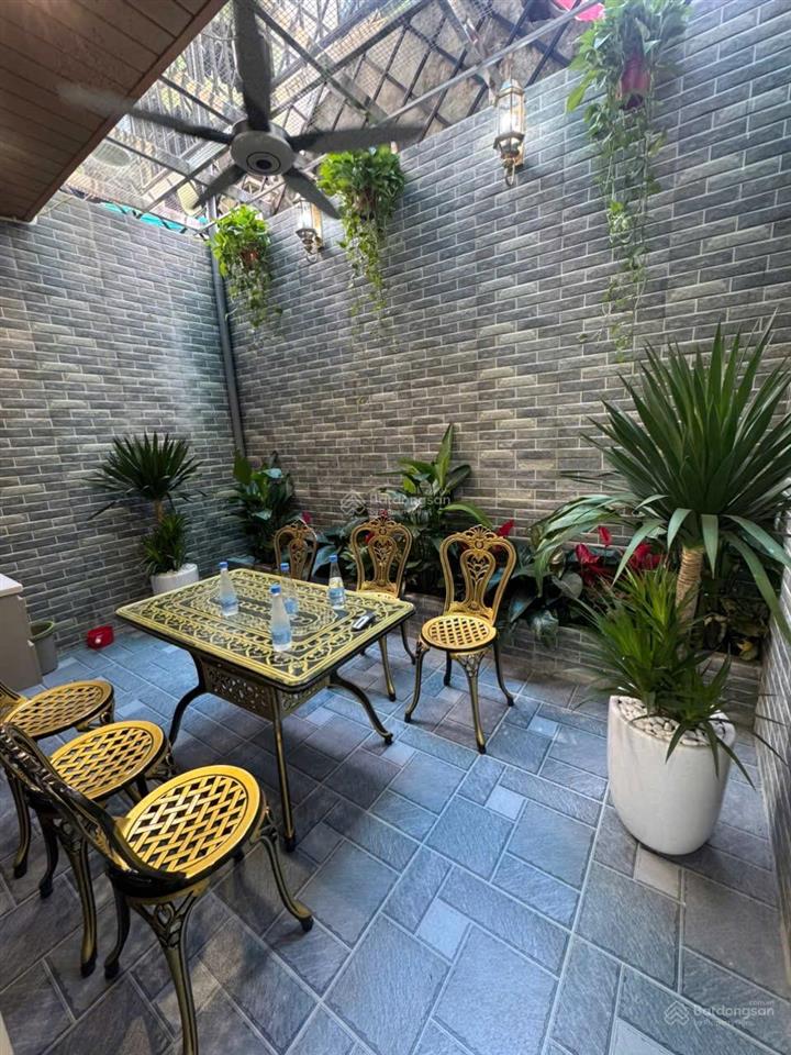 Bán nhà 5 tầng tại ngõ 553 giải phóng, quận hoàng mai  hà nội