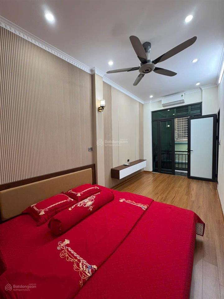 Bán nhà 5 tầng tại ngõ 553 giải phóng, quận hoàng mai  hà nội