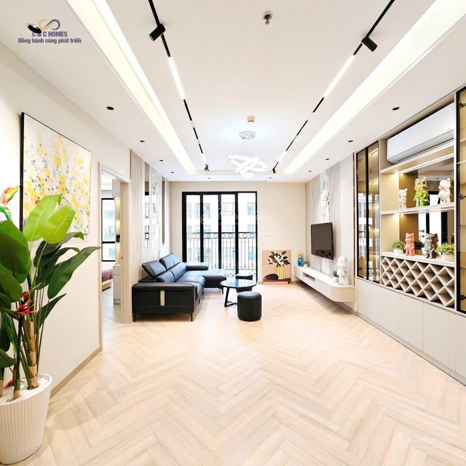 Rẻ quá! cần bán nhanh 3 phòng ngủ 117m2  giá 13.5 tỷ times city , bc hướng nam.  em 0901 793 ***