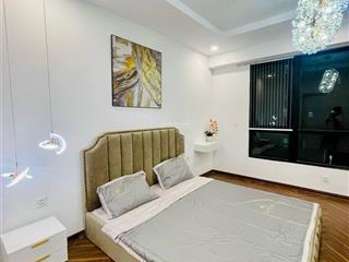 Cho thuê 95m2 times city  14 triệu, 2pn, 2wc đẹp xuất sắc  có slot xe ô tô tầng trung, hướng nam