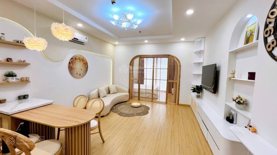 Bán nhanh căn 53m2 tại times city , bc hướng nam, giá tốt.  0901 793 ***