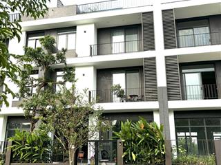 Sở hữu ngay căn shophouse kd mặt đường lk8 duy nhất bán tại hà đô charm. có chỗ đỗ ô tô trước nhà