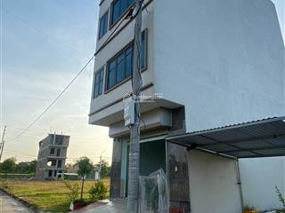 Chính chủ bán lô đất 65m2 vườn hoa đối diện , đấu giá quảng oai, thị trấn tây đằng, ba vì, hà nội .