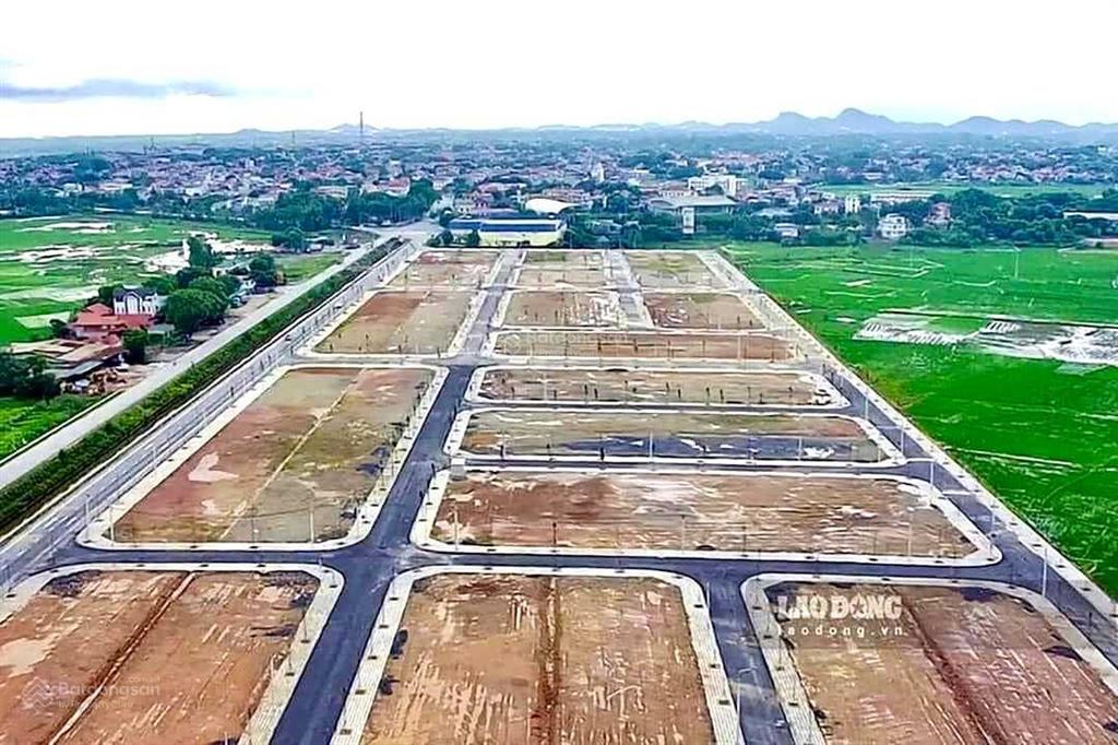 Bán ô đất lk2 dt 100m2 mặt đường ql32c đồng và bác thị trấn lâm thao, phú thọ giá nhỉnh 1ty900
