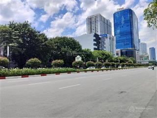 Bán nhà mặt phố Nguyễn Chí Thanh, Đống Đa, vị trí đắc địa, cho thuê 100tr/tháng