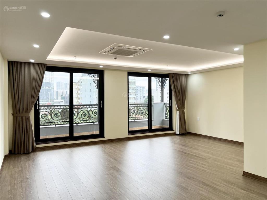 Bán nhà phố Trung Văn, 144m2, 8 tầng thang máy mới tinh cho thuê 150tr/tháng
