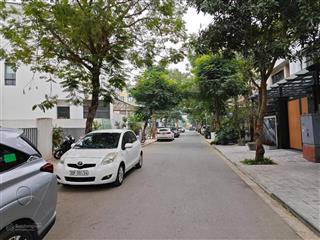 Chính chủ bán biệt thự An Vượng, gần Mỹ Đình, full nội thất cao cấp, chỉ việc xách vali về ở