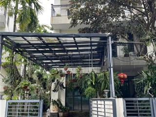 Chính chủ cần bán căn view hồ rộng đẹp, giá rẻ full nội thất sang xịn tại vinhomes thăng long