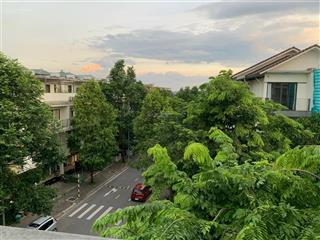 Chính chủ gửi bán căn liền kề giá rẻ tại vinhomes thăng long