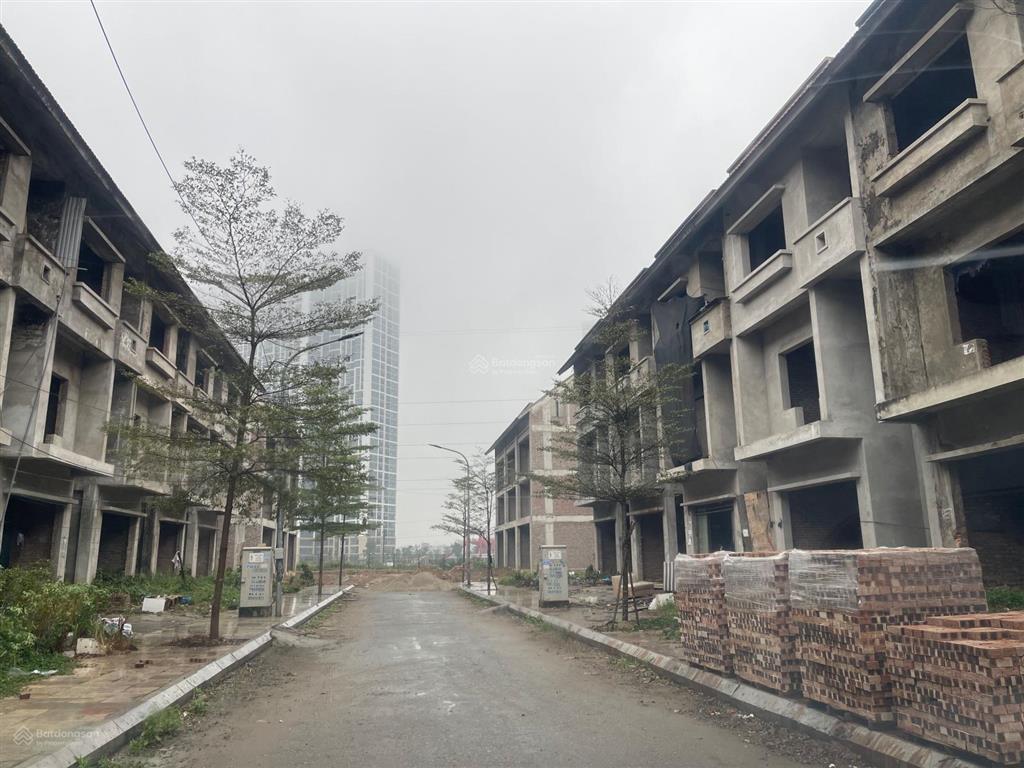 Cần bán nhanh 2 căn liền kề bảo sơn 131m2, vị trí đẹp trong 10 ngày