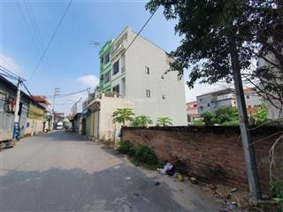 Bán mảnh đất 200m2, mặt tiền 12m, mặt đường trục chính kinh doanh đức thượng, hoài đức