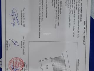 Tôi chín chủ 100% cần bán lô đất ích vịnh, quỳnh đô, vĩnh quỳnh. 37m, mt 5,4m, hậu 5,4m, 3.7 tỷ.