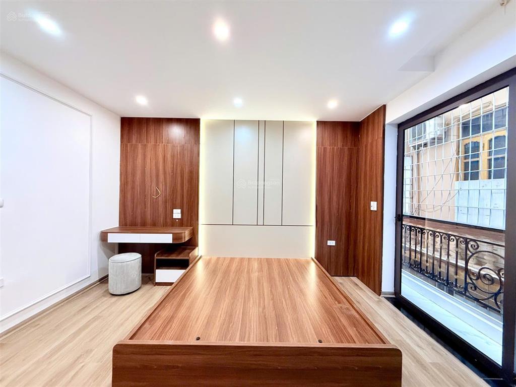Bán nhà phố vương thừa vũ 2 mặt thoáng thang máy nhà đẹp, ở ngay thanh xuân, mr phát 0982 612 ***
