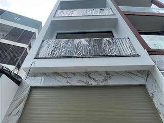 Cc bán nhà ngọc hồi . hn 43m2 x 5 tầng nhà 0972 253 *** nhà 4 mặt thoáng cách 20m ra ô tô tránh