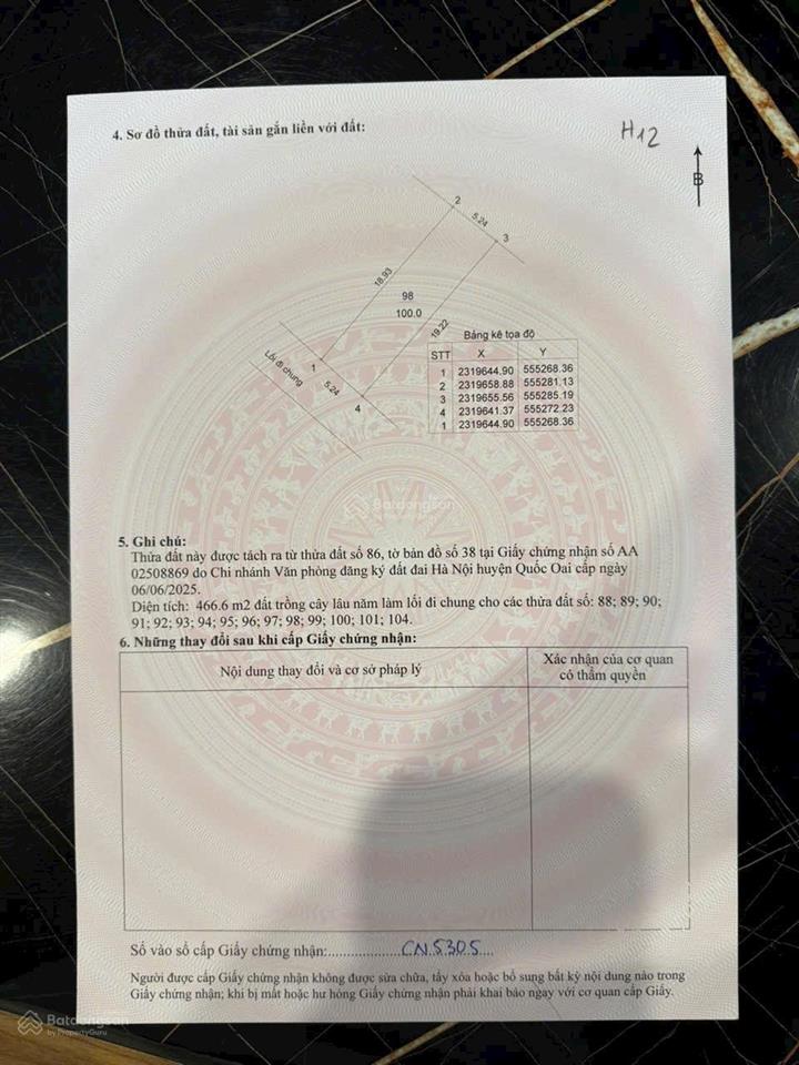 Chính chủ bán gấp đất hoà lạc ngay gần uỷ ban xã phú cát 335m2 mt 12m giá 15.5tr/m2,  0977 514 ***