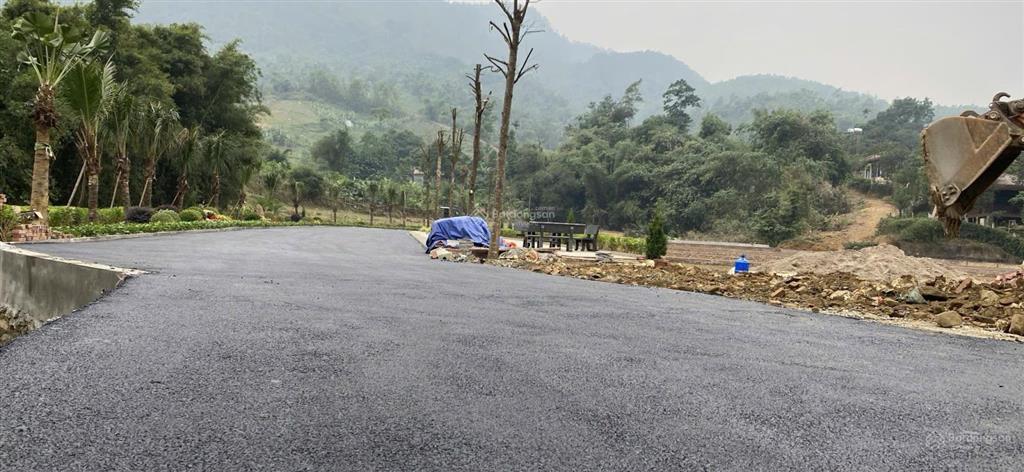 Bán đất xã phú cát, hoà lạc 400m2 sẵn sổ giá hơn 10tr/m2 giá hời 0977 514 ***