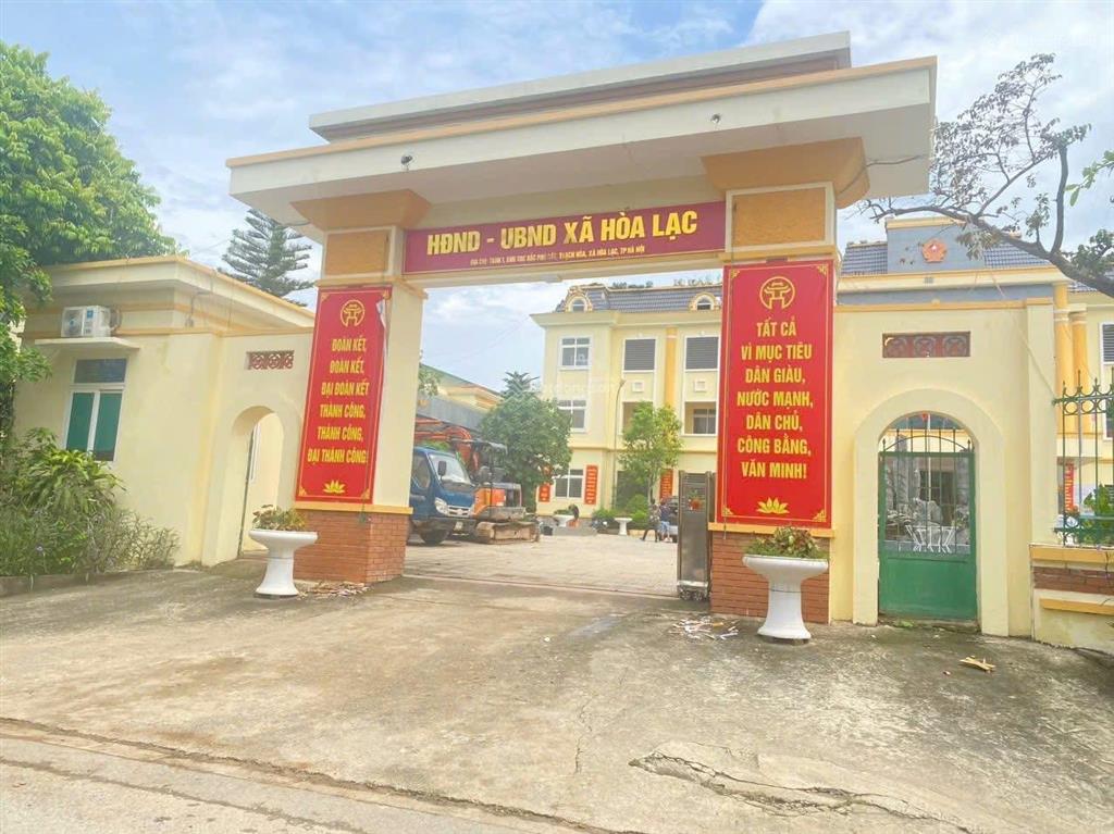 Bán gấp 100m2 full thổ cư mt 7m tại xã hoà lạc, cạnh cổ đông, sơn tây 0977 514 ***