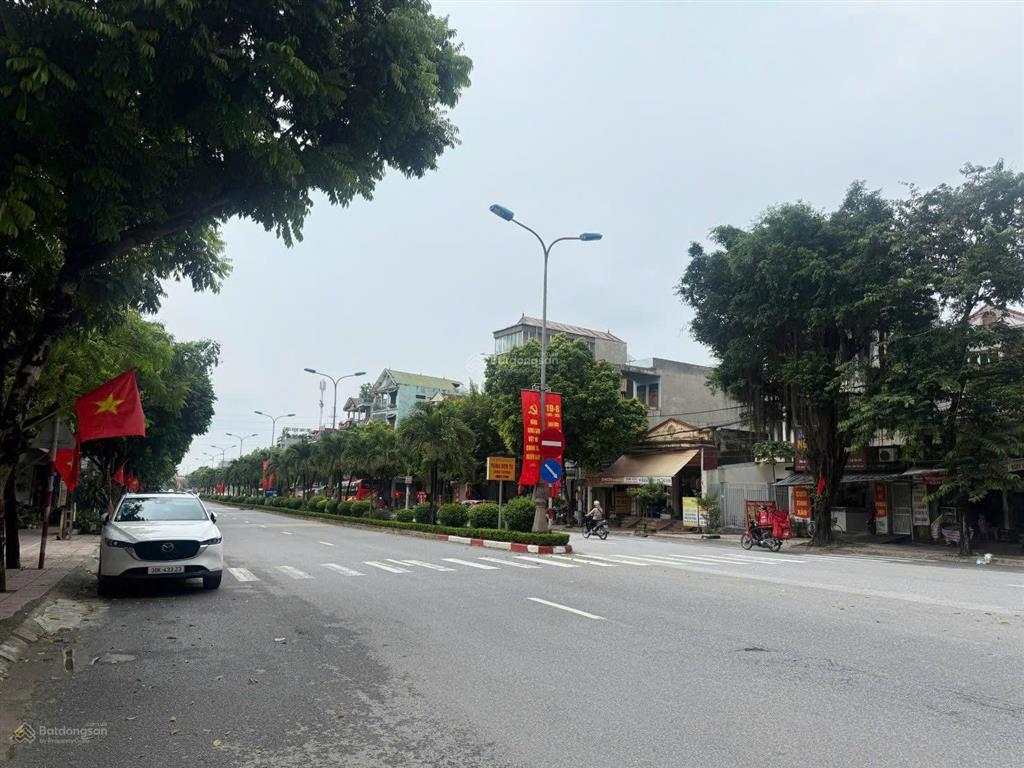 Bán đất nội thị sơn tây tại phố chùa thông, bv 105, diện tích 50m2, giá nhỉnh 2 tỷ, 0977 514 ***
