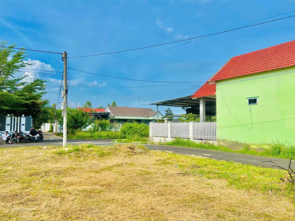 Bán đất mặt tiền đường nhựa diên hòa, giáp diên lạc, 113.9m giá 945 triệu