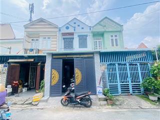 Nhà ngay mặt tiền đường nhựa trung đông 7