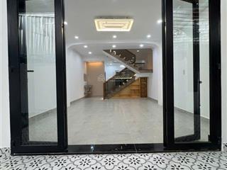Cần bán nhà ngay thị trấn hóc môn ngay chợ 1/ bùi thị lùng