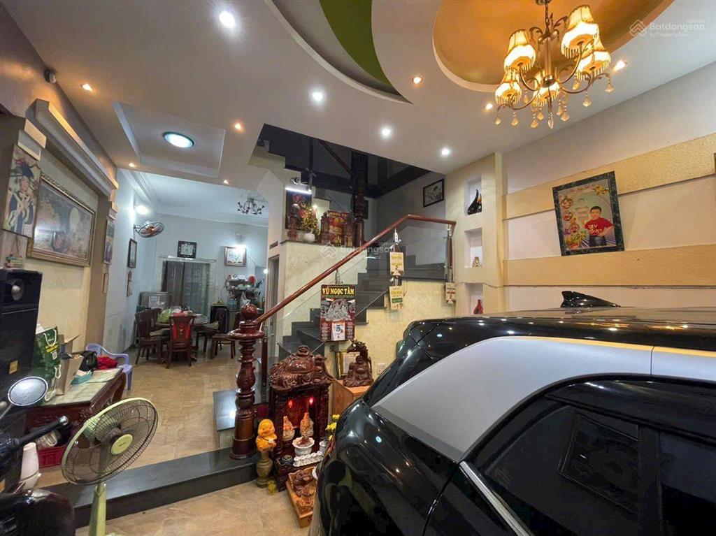 Cần bán nhà sổ hồng riêng trịnh thị miếng