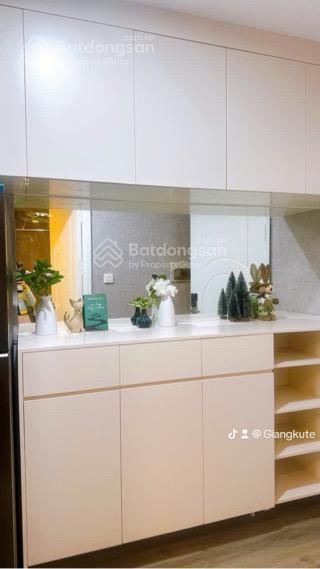 Cần bán căn góc 03 ngủ t09 times city. 0913 406 ***