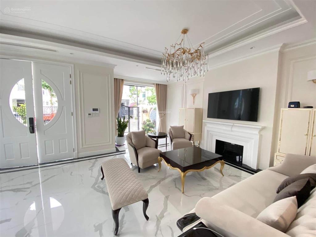 Gấp bt hoa phượng 6, 243m2, sông đẹp, ở luôn, giá tốt nhất 86.5 tỷ vinhomes riverside, 0932 533 ***