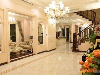 Tổng hợp 4, lô anh đào 165m2, thô và full đồ giá rất hợp lý  vinhomes riverside. 0971 861 ***