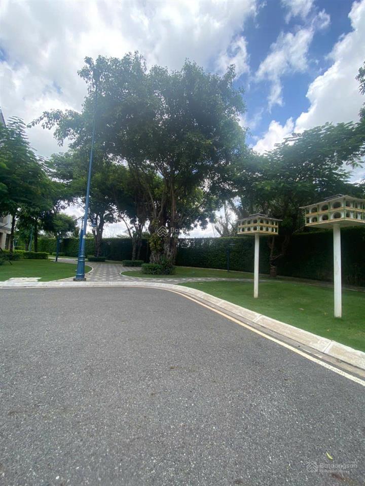 Bán nhà phố verosa park, 5x17m view đối diện công viên, cực kỳ mát mẻ và yên tĩnh, nhà thô, giá tốt