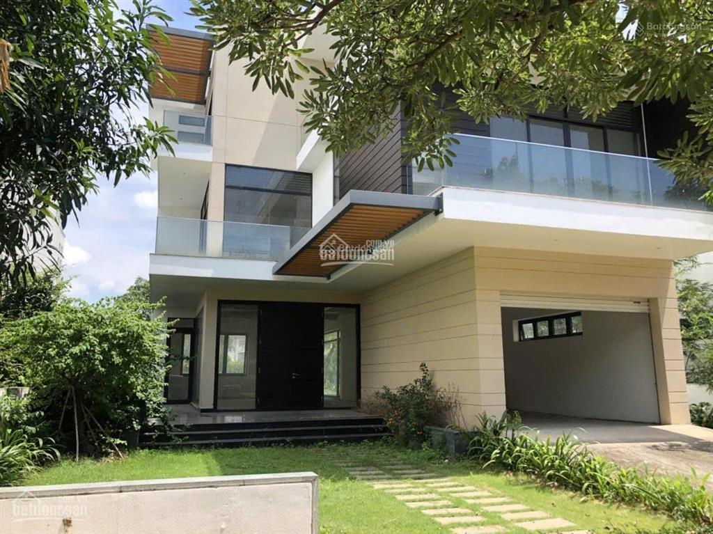 Bán bt đơn lập lucasta view sông siêu đẹp, 2 mặt tiền giá 125triệu/m2