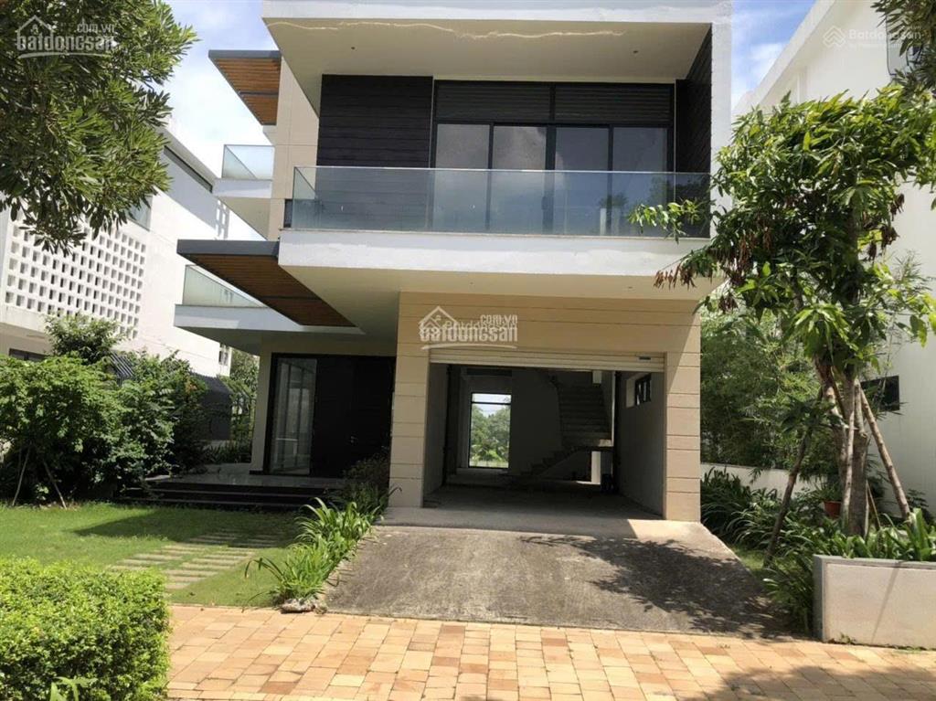 Bán bt đơn lập lucasta view sông siêu đẹp, 2 mặt tiền giá 125triệu/m2