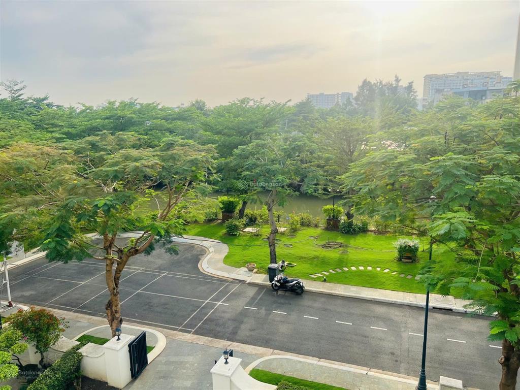 Bán biệt thự đơn lập venica 1 mặt giáp sông 1 mặt giáp hồ bơi, giá 85 tỷ