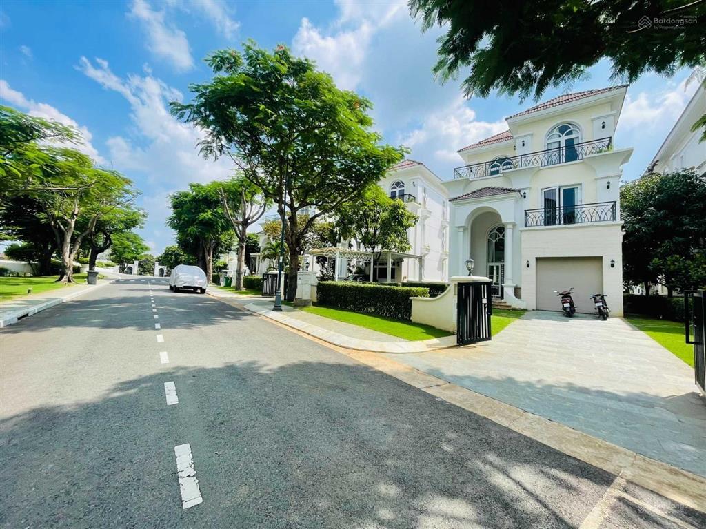 Bán biệt thự đơn lập venica 1 mặt giáp sông 1 mặt giáp hồ bơi, giá 85 tỷ