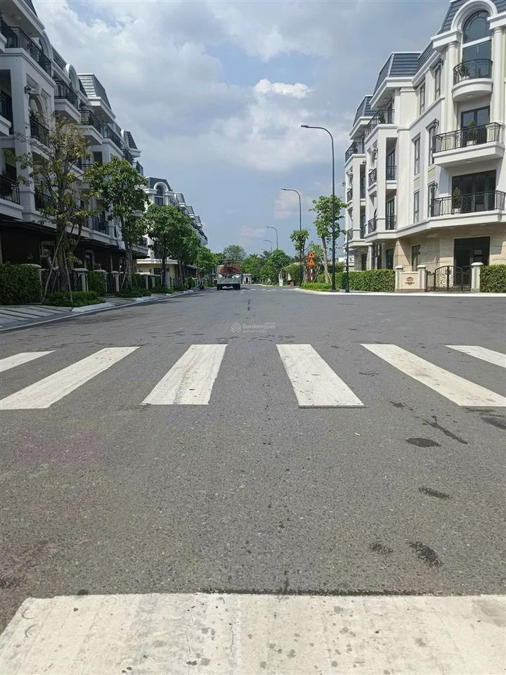 Cắt lỗ sâu căn góc sân vườn 7x19m the classia, nằm trục chính, tổng dt sàn 272m2