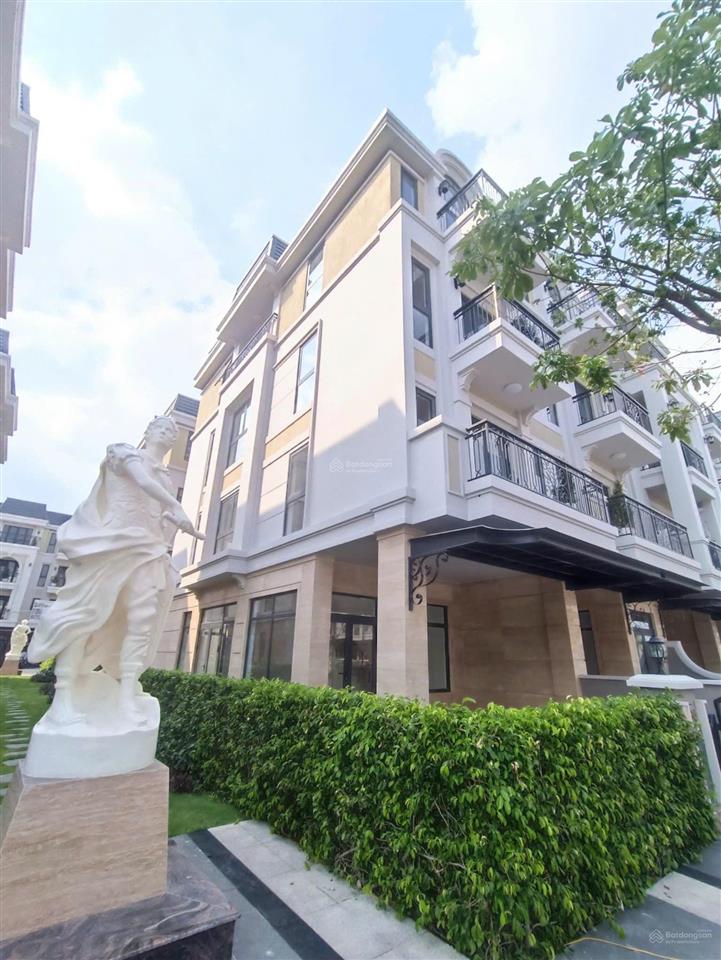 Cắt lỗ sâu căn góc sân vườn 7x19m the classia, nằm trục chính, tổng dt sàn 272m2