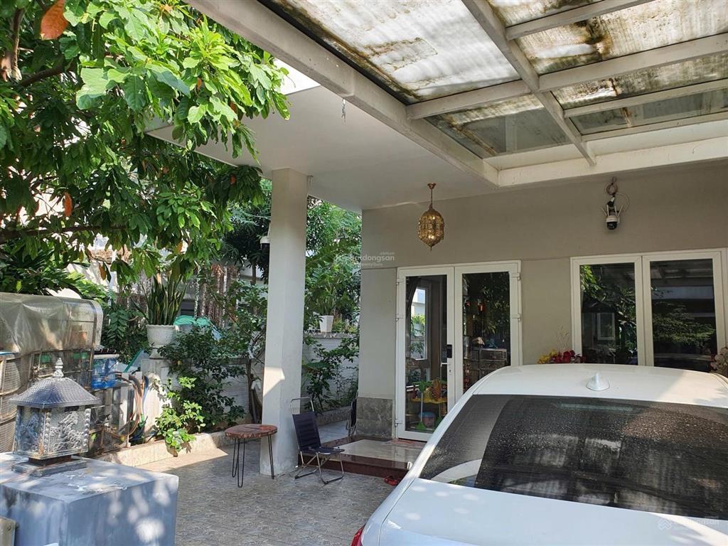 Bán căn góc biệt thự melosa khang điền, nội thất cao cấp giá 109 triệu/m2