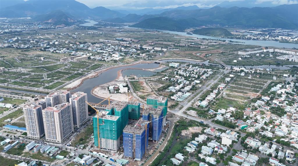 Bán lô b212 golden hills, 120m2, đường 15m5, siêu rẻ chỉ 3,17 tỷ