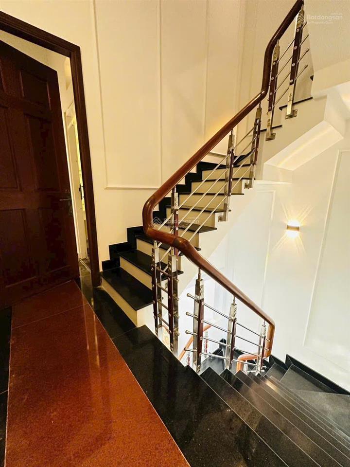 Bán nhà hẻm xe hơi nguyễn hữu tiến dt 4x17m, đúc 1 trệt 2 lầu sân thượng bán 9 tỷ  0946 567 ***