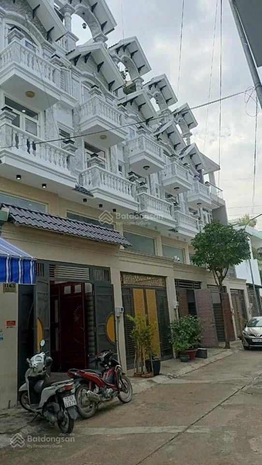 Bán nhà hẻm xe hơi đường số 16 phường bhh diện tích 4x18 đúc 1 trệt 3 lầu bán 7,5 tỷ  0946 567 ***