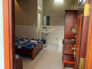 Bán khách sạn đường dương đức hiền dt 8,2x16m đúc 1 trệt 3 lầu bán 16,5 tỷ  0946 567 *** hiểu